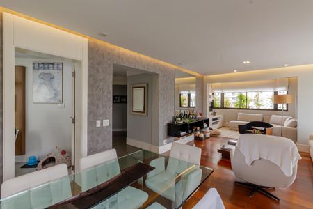 Apartamento à venda com 152m², 3 quartos e 3 vagasSala