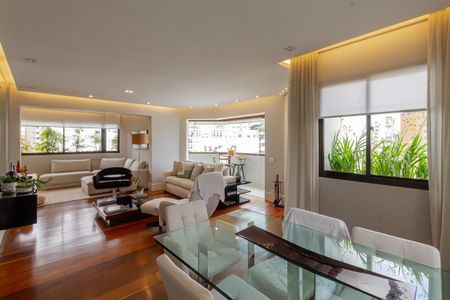 Sala de apartamento à venda com 3 quartos, 152m² em Indianópolis, São Paulo