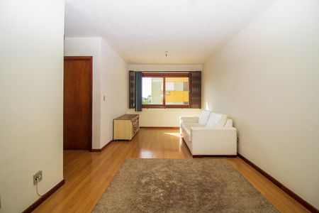 Sala  de apartamento para alugar com 2 quartos, 80m² em Vila Ipiranga, Porto Alegre