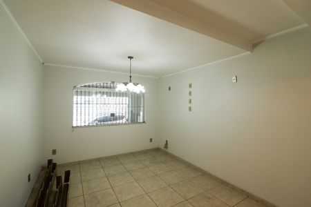 Sala de casa à venda com 4 quartos, 280m² em Vila Ester (zona Norte), São Paulo