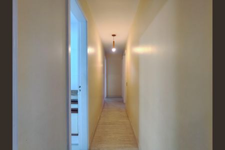 Apartamento à venda com 150m², 3 quartos e 2 vagasCorredor