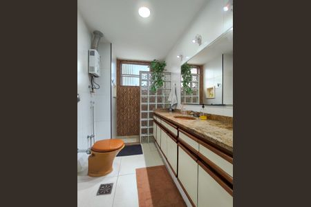 Apartamento à venda com 150m², 3 quartos e 2 vagasBanheiro Corredor
