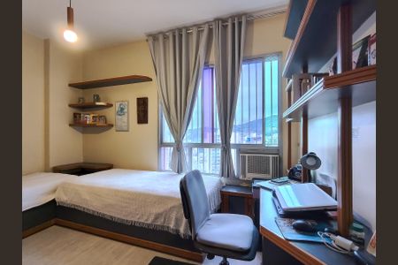 Apartamento à venda com 150m², 3 quartos e 2 vagasQuarto 1