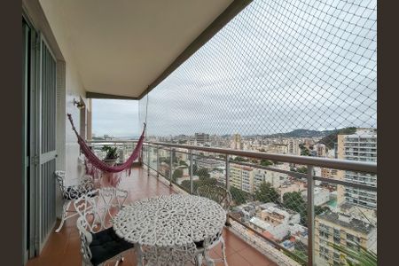 Apartamento à venda com 150m², 3 quartos e 2 vagasVaranda da Sala
