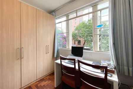 Apartamento à venda com 104m², 3 quartos e 2 vagasQuarto 2