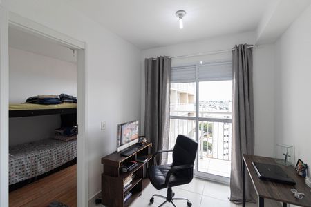 Sala/Cozinha/Área de Serviço  de apartamento para alugar com 1 quarto, 24m² em Vila Ré, São Paulo