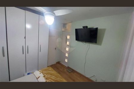 Casa à venda com 3 quartos, 125m² em Vila Santo Estefano, São Paulo