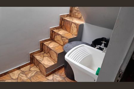 Casa à venda com 120m², 3 quartos e 1 vagaÁrea de serviço