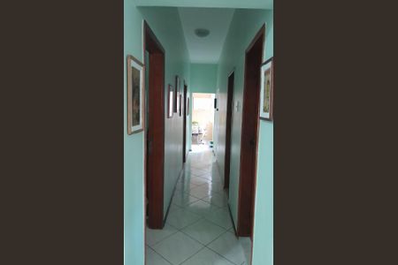 Casa à venda com 120m², 3 quartos e 1 vagaCorredor