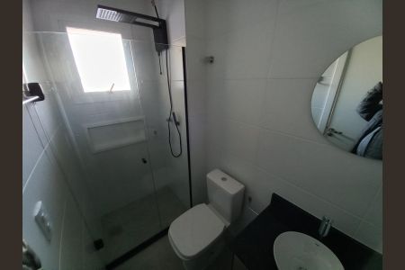 Banheiro de kitnet/studio para alugar com 1 quarto, 25m² em Vila Nova, Novo Hamburgo
