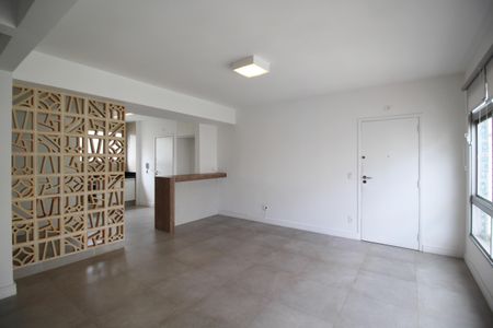 Sala de apartamento à venda com 2 quartos, 95m² em Vila Nova Conceição, São Paulo