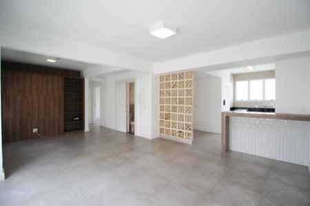 Sala de apartamento à venda com 2 quartos, 95m² em Vila Nova Conceição, São Paulo