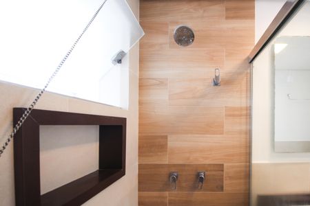 Apartamento à venda com 95m², 2 quartos e sem vagaBanheiro