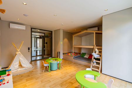 Apartamento para alugar com 47m², 2 quartos e 1 vaga Apartamento para alugar com 47m², 2 quartos e 1 vagaÁrea comum - Brinquedoteca