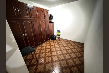Casa à venda com 3 quartos, 180m² em Vila Dionisia, São Paulo