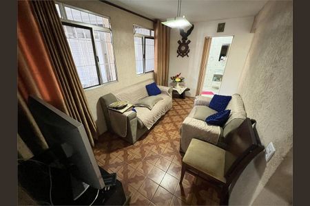 Casa à venda com 3 quartos, 180m² em Vila Dionisia, São Paulo