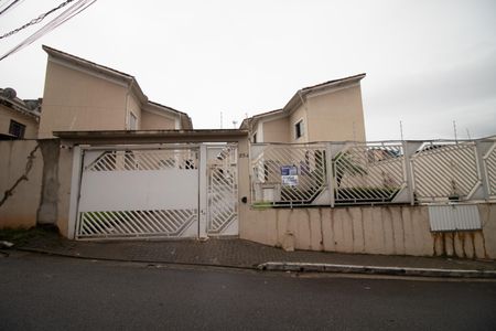 Casa de condomínio à venda com 100m², 2 quartos e 1 vagaFACHADA