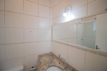 Casa de condomínio à venda com 100m², 2 quartos e 1 vagaLAVABO