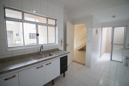 Casa de condomínio à venda com 100m², 2 quartos e 1 vagaCOZINHA E ÁREA DE SERVIÇO