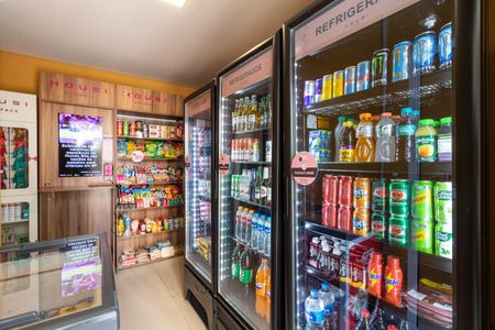 Apartamento à venda com 38m², 2 quartos e sem vaga Apartamento à venda com 38m², 2 quartos e sem vagaMercado