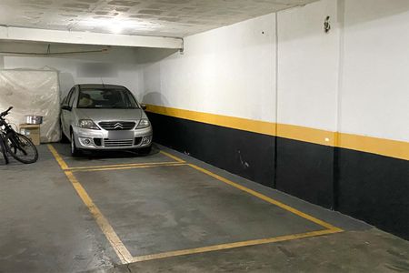 Apartamento à venda com 75m², 2 quartos e 2 vagas Apartamento à venda com 75m², 2 quartos e 2 vagasVagas