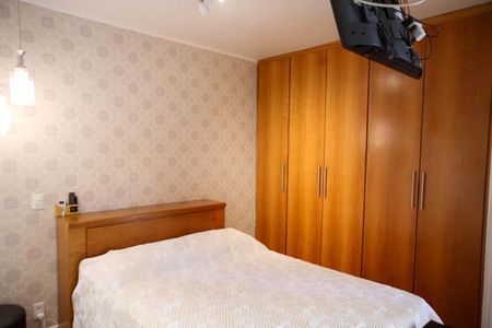 Casa à venda com 159m², 2 quartos e 2 vagas