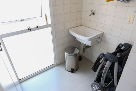 Casa à venda com 159m², 2 quartos e 2 vagas