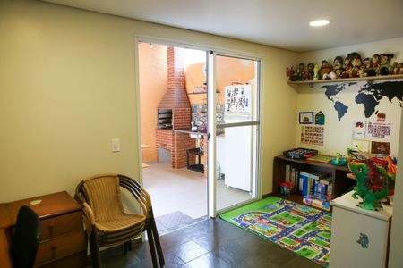 Casa à venda com 159m², 2 quartos e 2 vagas