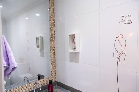 Casa à venda com 159m², 2 quartos e 2 vagas