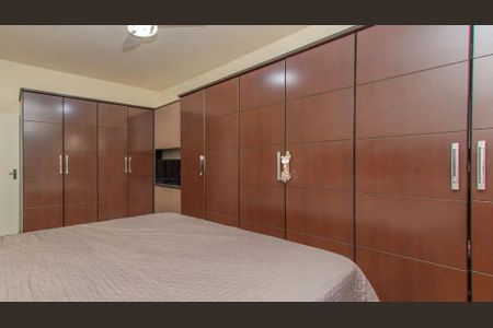 Quarto 1 de apartamento para alugar com 3 quartos, 107m² em Petrópolis, Porto Alegre