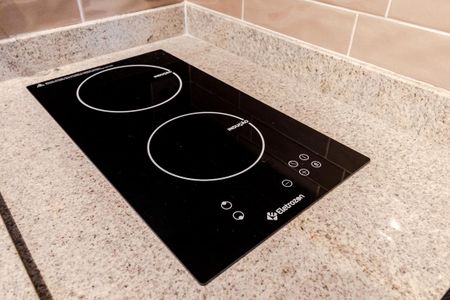 Cozinha de apartamento para alugar com 1 quarto, 29m² em Pinheiros, São Paulo