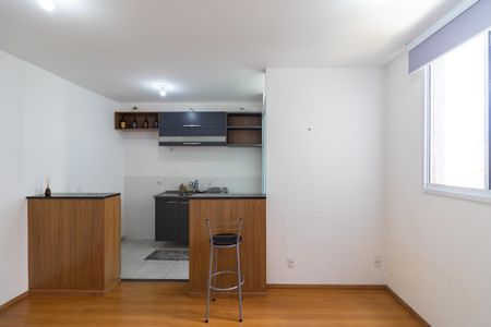 Apartamento para alugar com 2 quartos, 42m² em Parque Maria Helena, São Paulo