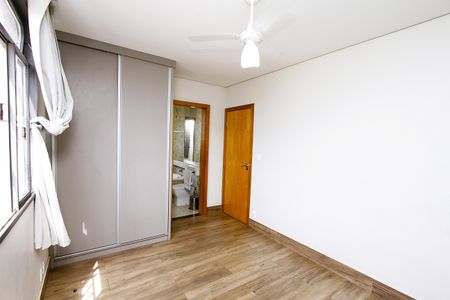 Apartamento para alugar com 100m², 3 quartos e 2 vagasQuarto 3 - Suíte