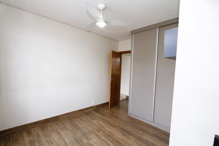 Apartamento para alugar com 100m², 3 quartos e 2 vagasQuarto 2
