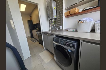 Apartamento à venda com 93m², 2 quartos e 2 vagasCozinha e Área de Serviço