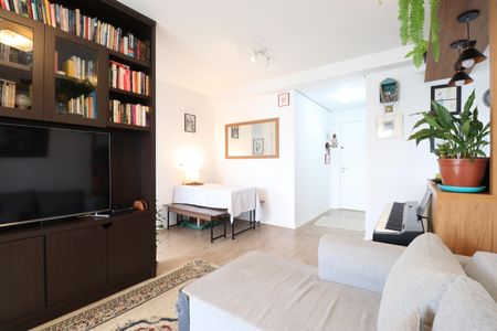 Apartamento para alugar com 65m², 2 quartos e 1 vagaSala