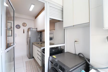 Apartamento para alugar com 65m², 2 quartos e 1 vagaCozinha e Área de Serviço