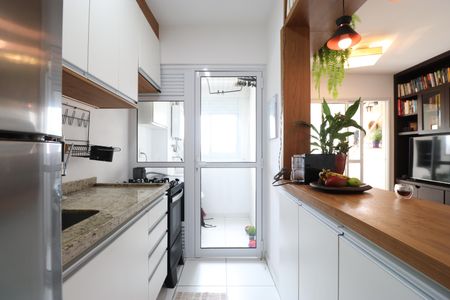 Apartamento para alugar com 65m², 2 quartos e 1 vagaCozinha e Área de Serviço