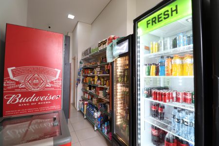 Apartamento para alugar com 65m², 2 quartos e 1 vagaMini Mercado