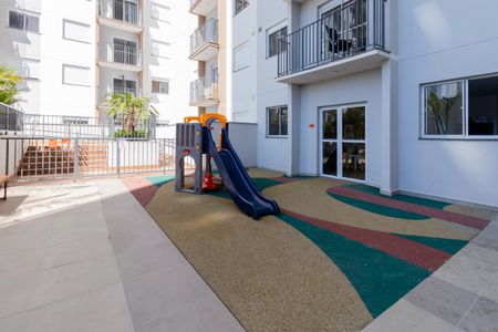 Apartamento para alugar com 37m², 2 quartos e sem vagaÁrea comum - Playground