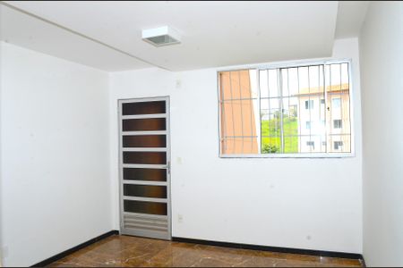 Sala de apartamento para alugar com 2 quartos, 42m² em Jardim Vitoria, Belo Horizonte