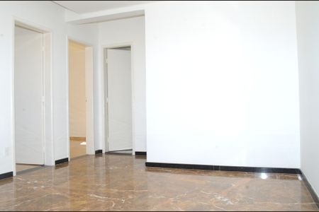 Sala de apartamento para alugar com 2 quartos, 42m² em Jardim Vitoria, Belo Horizonte