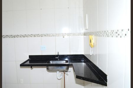 Apartamento para alugar com 42m², 2 quartos e 1 vagaCozinha e Área de Serviço