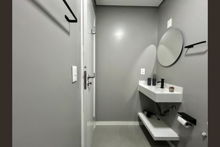 Apartamento para alugar com 70m², 2 quartos e 1 vagaBanheiro suíte 