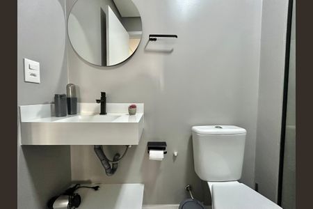 Apartamento para alugar com 70m², 2 quartos e 1 vagaBanheiro suíte 