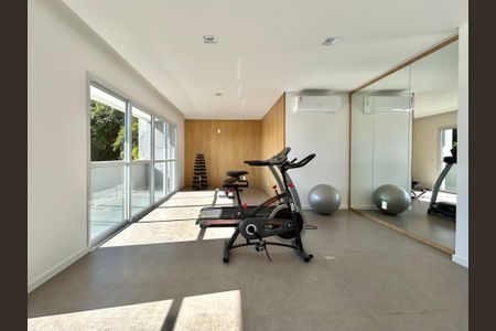 Apartamento para alugar com 70m², 2 quartos e 1 vagaÁrea comum - Academia