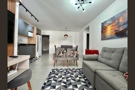 Apartamento para alugar com 70m², 2 quartos e 1 vagaSala