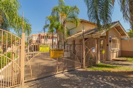 Casa de condomínio para alugar com 96m², 4 quartos e 2 vagasPortaria