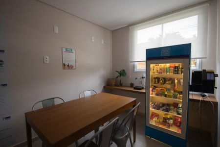 Apartamento à venda com 43m², 2 quartos e sem vaga Apartamento à venda com 43m², 2 quartos e sem vagaSala de Coworking