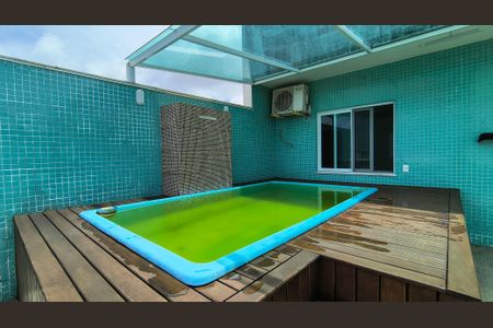 Apartamento à venda com 205m², 4 quartos e 2 vagasCobertura 